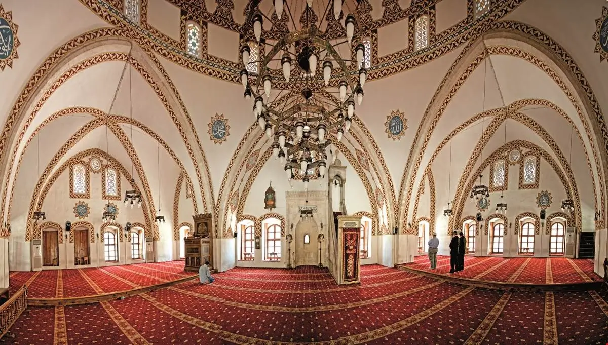 Anadolu’nun İlk Camisi: Habib-i Neccar - Yolda1Adam